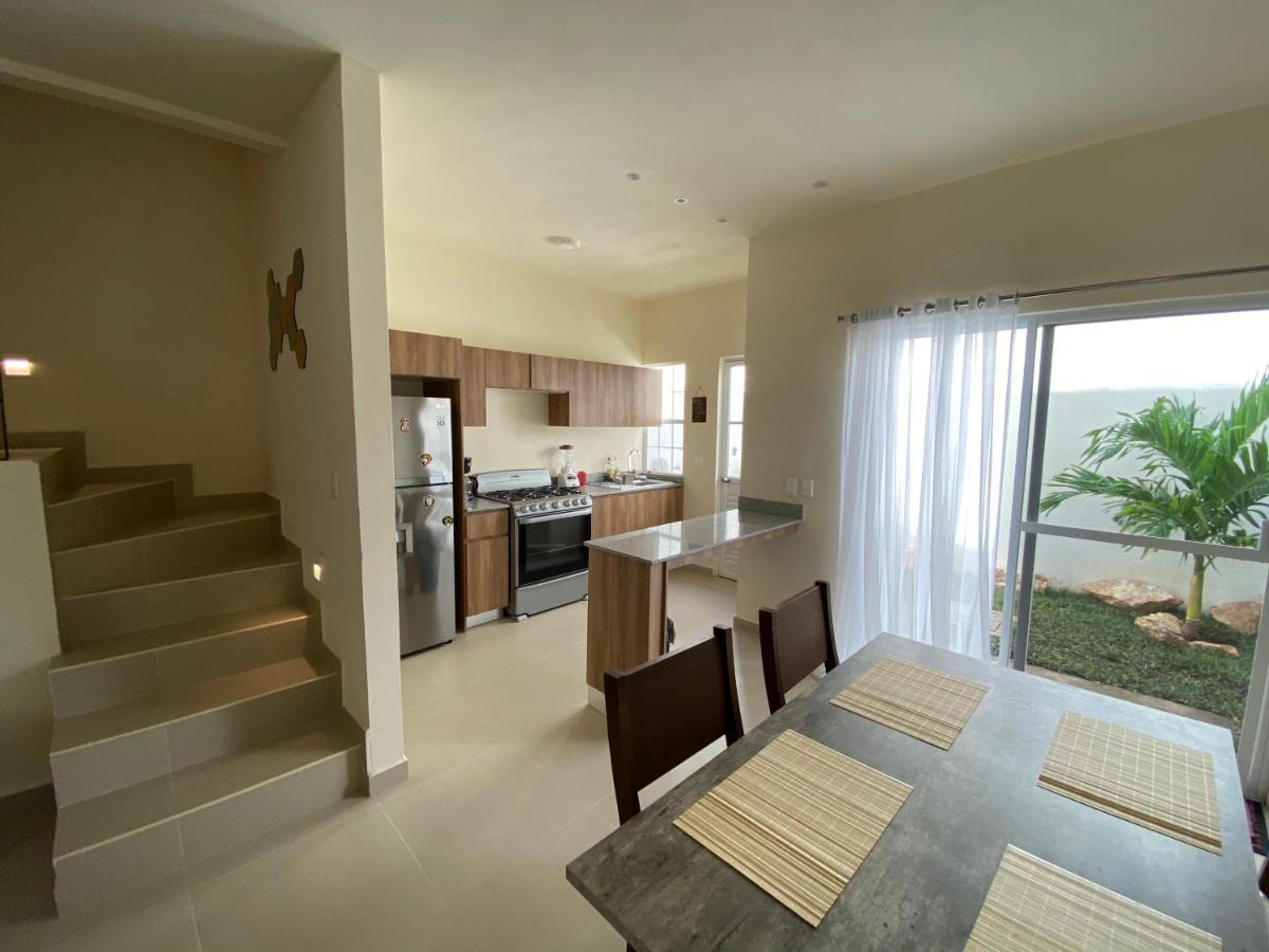 Cozy Family Vacation Home Near The Beach! Playa del Carmen Bagian luar foto